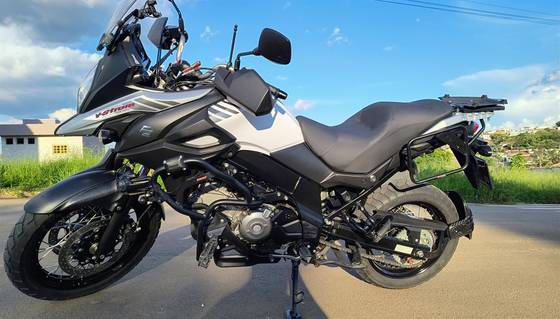 SUZUKI V-STROM 650XT ABS 